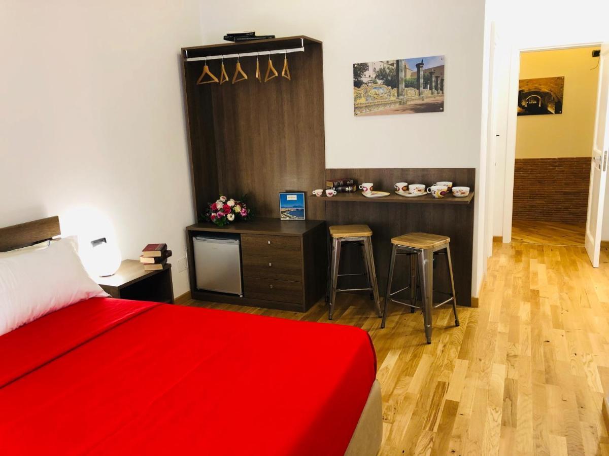 Domus Studio 25 Bed & Breakfast Наполи Екстериор снимка